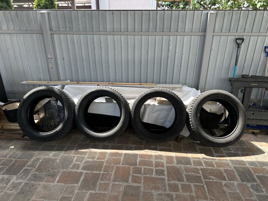 Pirelli 235/55 R19 зима