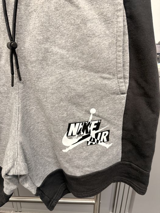 Calções Nike Air Jordan - Tam M