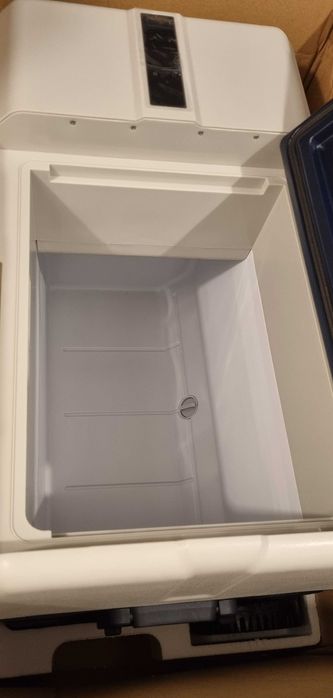 Lodówka turystyczna zamrażarka kompresorowa 52l 12V/230V USB KESSER