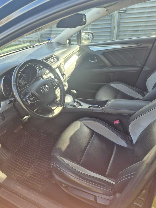 Toyota Avensis 2015r. 2.0 Benzyna. 152Km. Automat