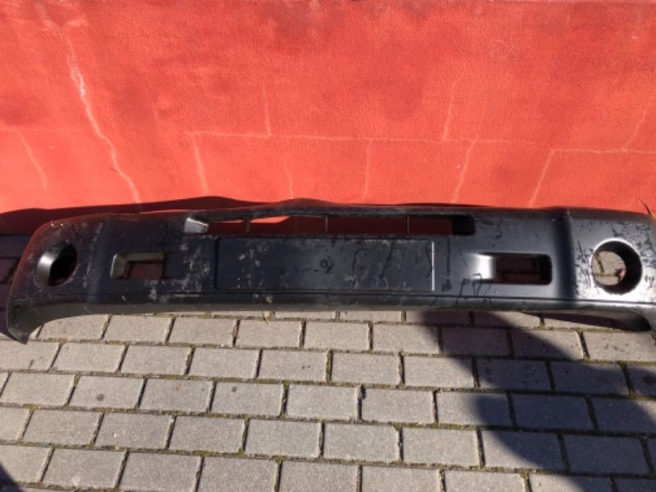 Parachoque nissan cabstar f24