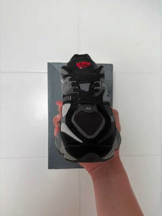 Buty damskie Trampk New Balance 9060 Black Castlerock Grey R.43