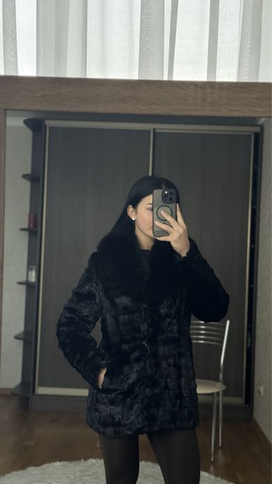 Наркова коротка шубка