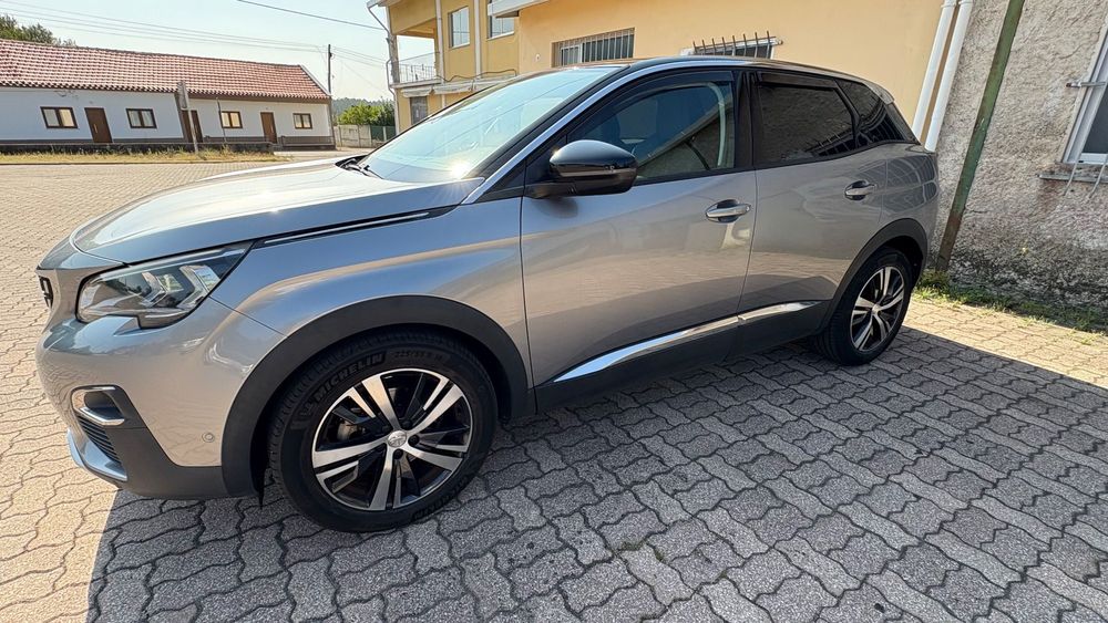 Peugeot 3008 PureTech 130 Stop & Start GPF Allure Pack