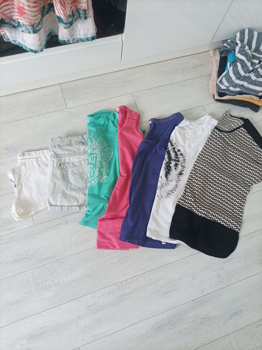 Продам женские вещи одним лотом 22 шт 350 грн