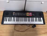 Keyboard Yamaha PSR-F51 idealny do nauki i zabawy, sprawny
