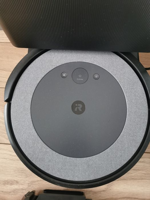 Roomba i5+. Mopujacy
