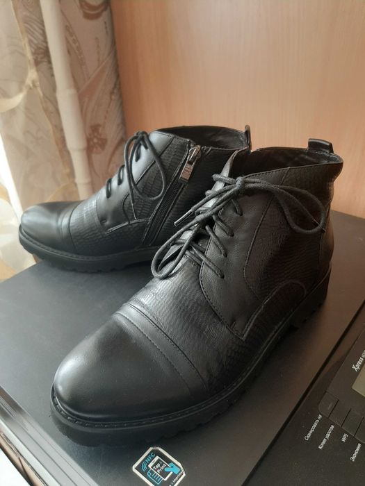 Чобітки демісезонні жіночі