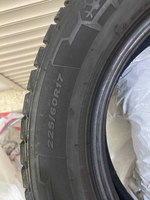 Зимові шини Winguard Ice SUV 225/60 R17 (4шт., 23/21)