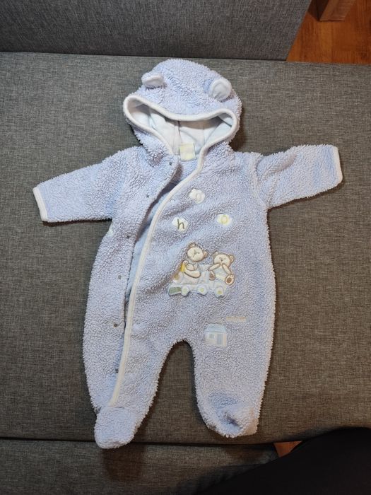 Lekki kombinezon chłopięcy, rozm 56