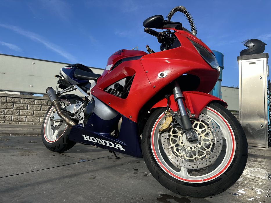 Honda cbr 929 RR fireblade