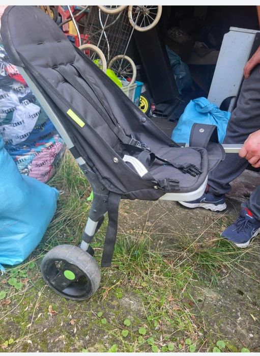 Sprzedam podstawkę do wózka