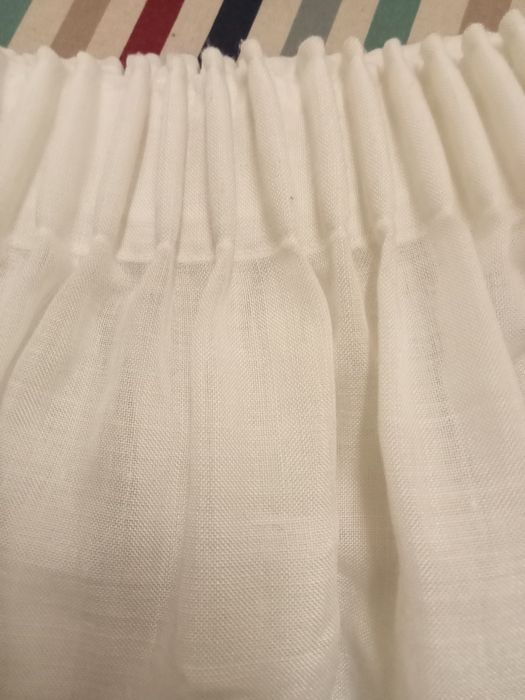 Cortinado para sala ou quarto.