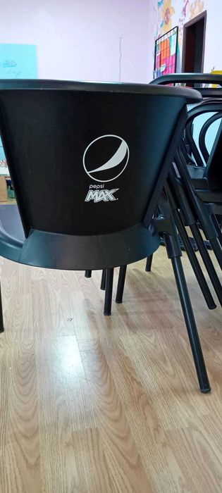 Cadeiras de explanada em ótimo estado