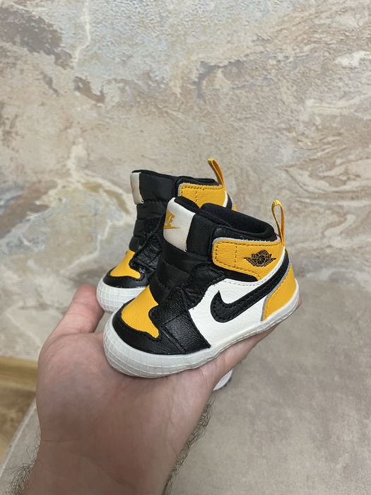 Дитячі кросівки Nike Air Jordan 1 для немовлят до 1 року
