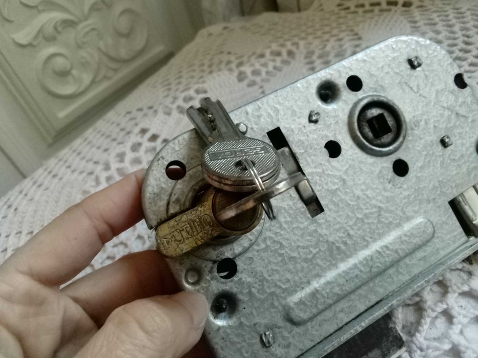 Gerda zamek do drzwi drzwiowy wpuszczany wkładka