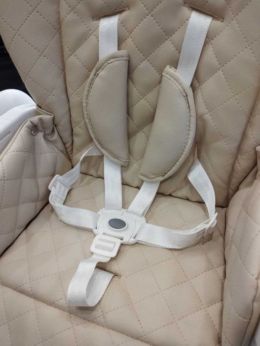 Стільчик для годування CARRELLO Caramel Cream Beige