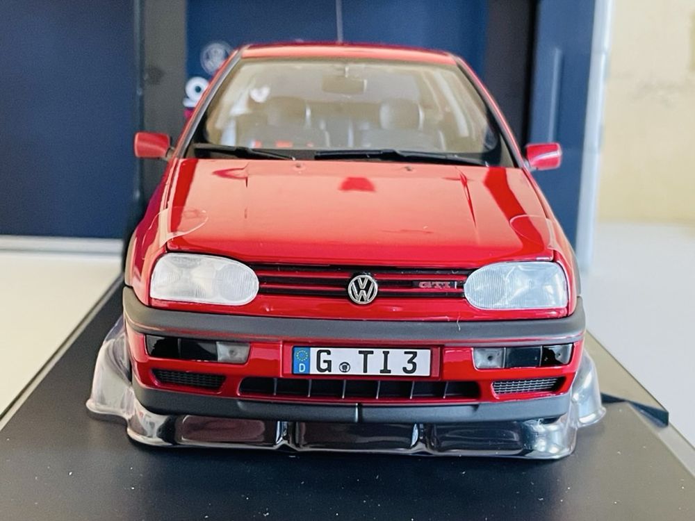 Miniatura Golf 3 GTI Edição de aniversário 20 Anos (NOVO)