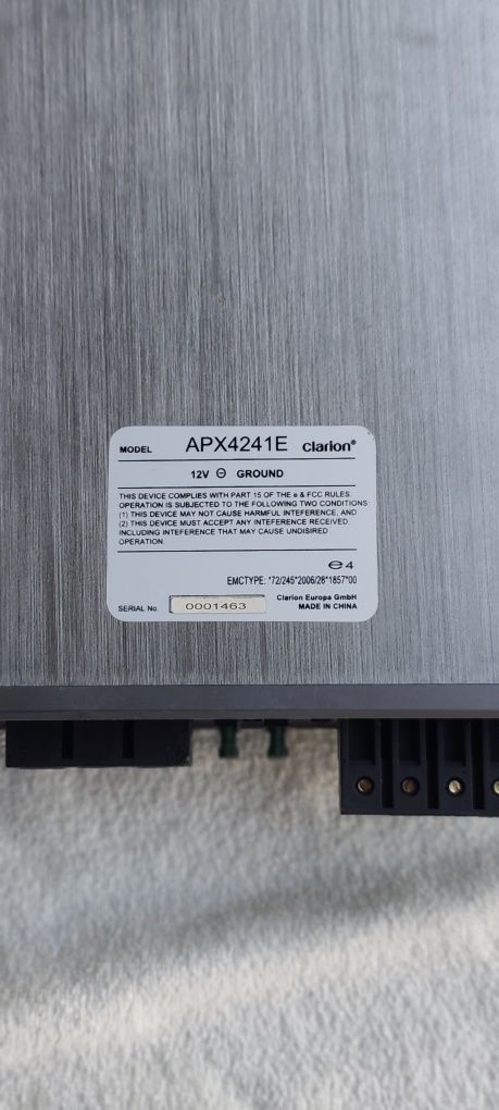 Wzmacniacz Clarion APX 4241E Głośniki