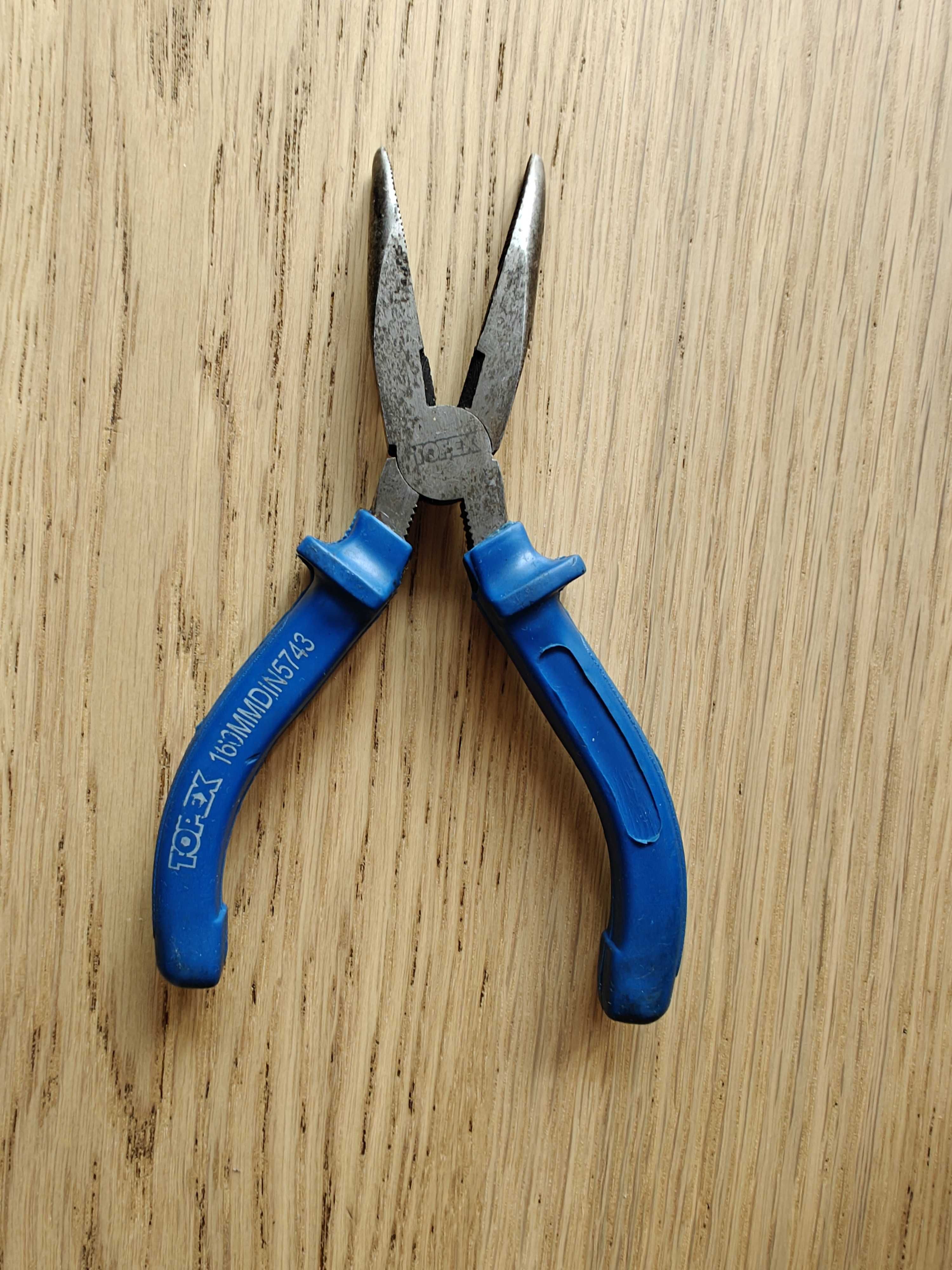 Szczypce wydłużone wygięte Topex 160 mm DIN5743
