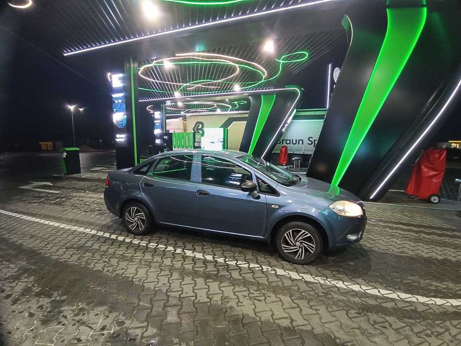 Продам Fiat Linea