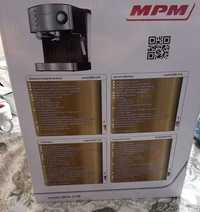 Nowy ciśnieniowy ekspres do kawy MPM
