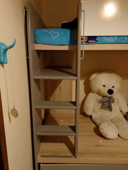 Łóżko piętrowe dla dzieci