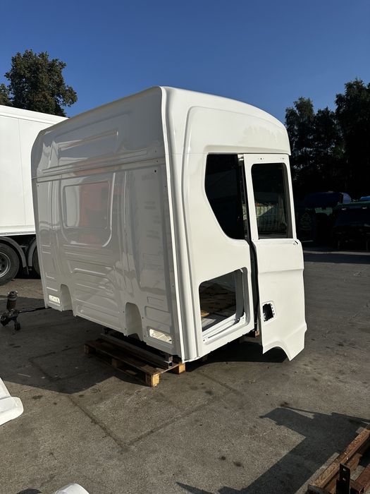Kabina scania CS20N