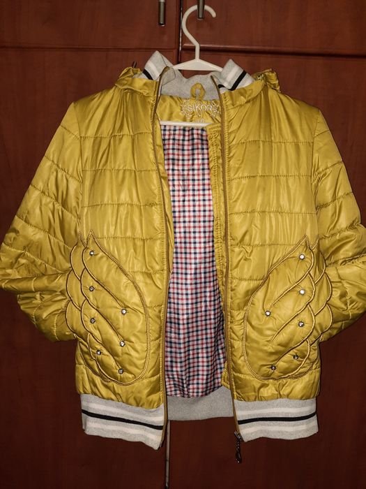 Куртка весенняя на девочку