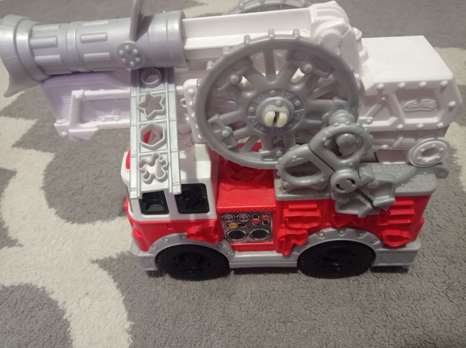 Wóz strażacki Play doch