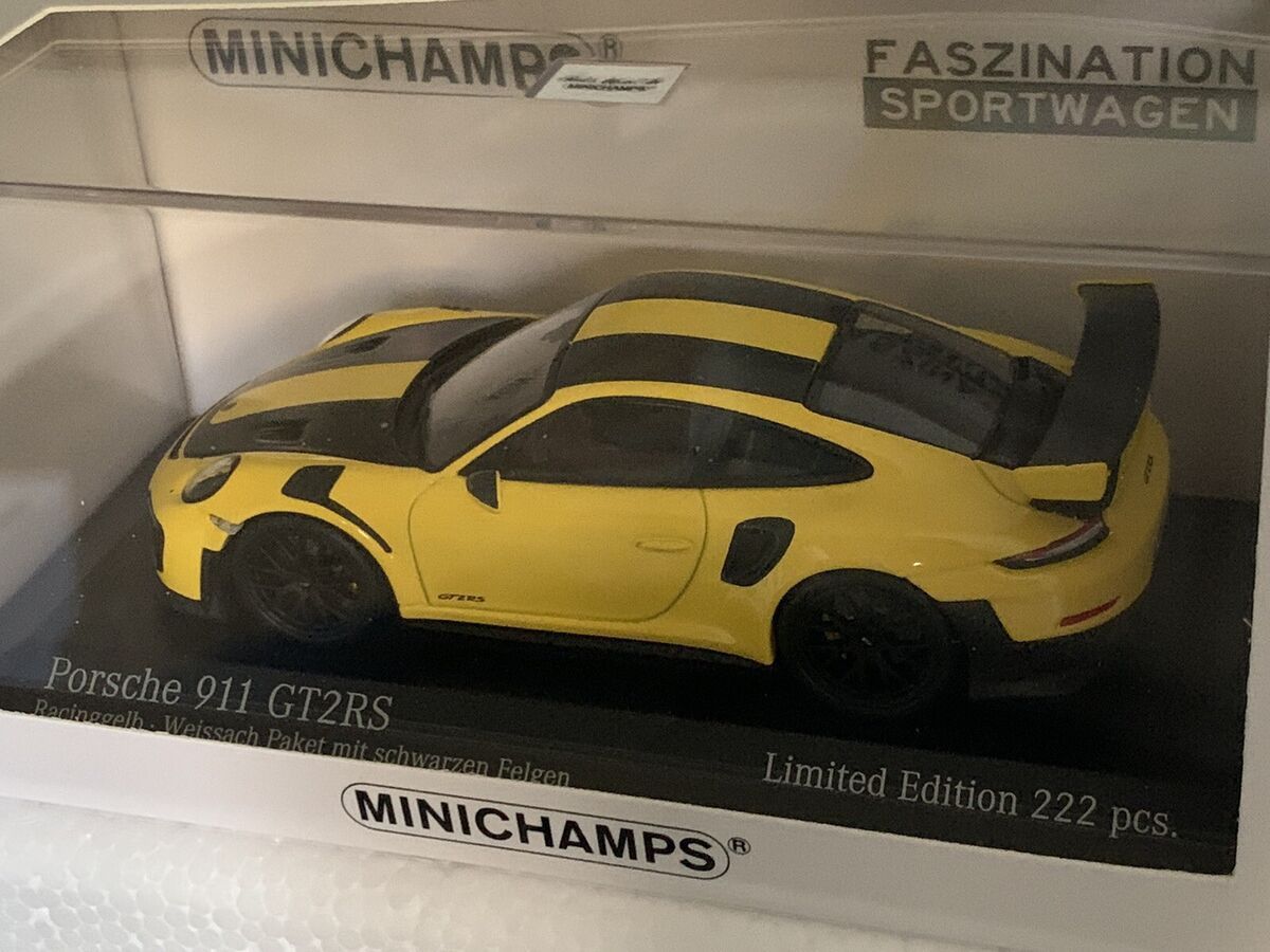 Minichamps 1:43 Porsche 911 GT2 RS ano 2018