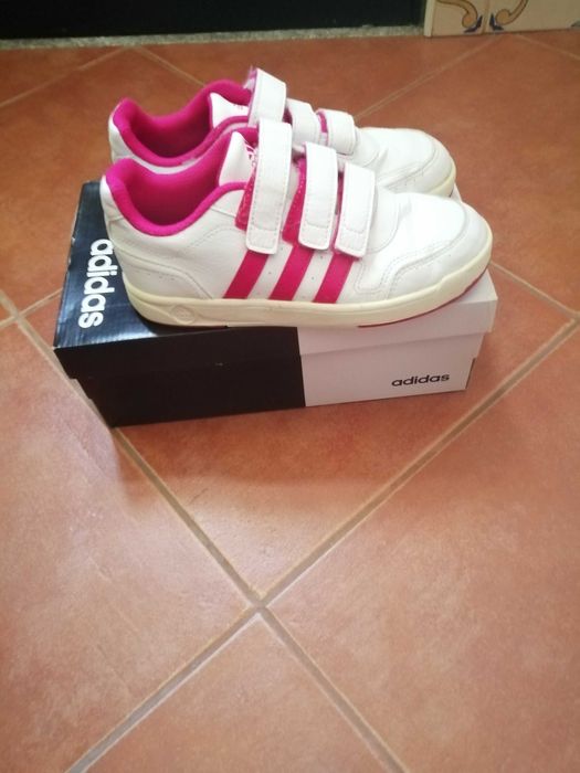 Tenis/sapatilhas Adidas 33 bom estado