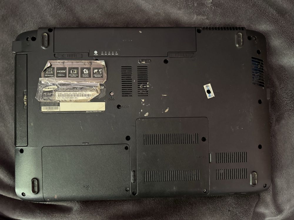 Ноутбук Samsung NP-R528-DA07UA