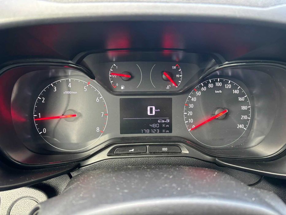 Автомобіль Opel Combo Van