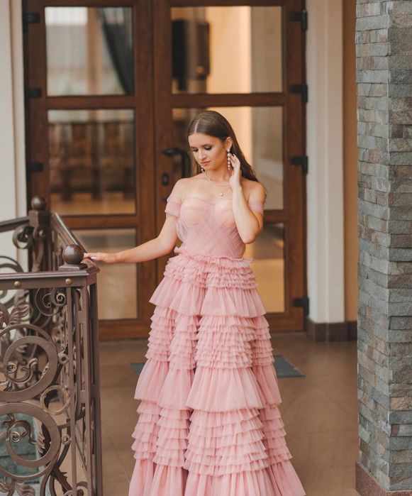 Сукня на випускний