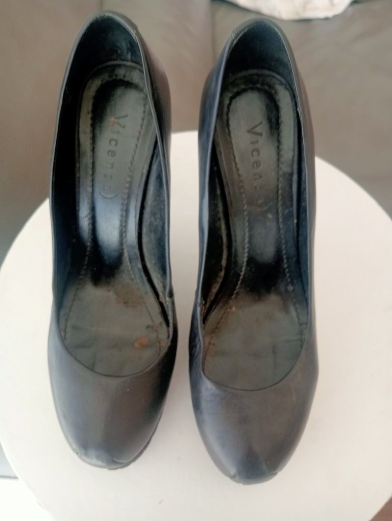 Sapatos Vicenzo couro genuíno pretos 36