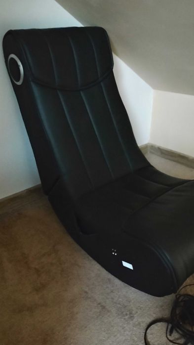 Na sprzedaż fotel multimedialny