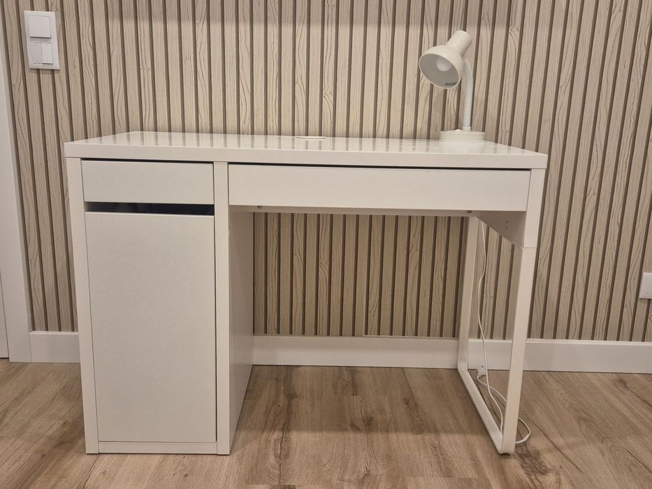 Secretaria IKEA em ótimo estado