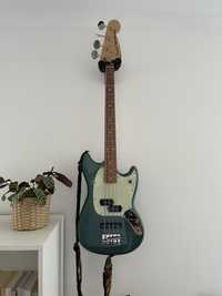 Baixo Fender Mustang