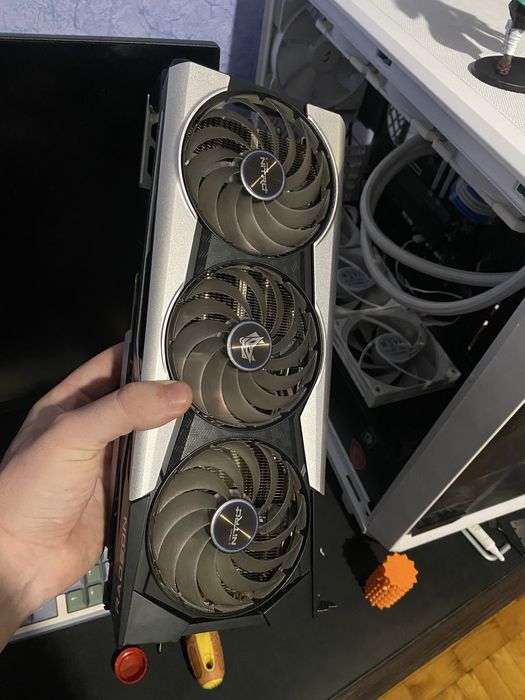 Rx 6950XT , топ видеокарта из RX6000 в топ исполнении