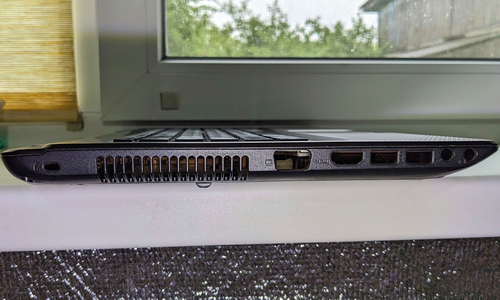 Ноутбук ASUS X52N (K52) нижня частина корпусу в зборі