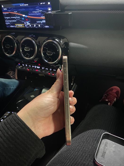 iPhone 16 pro Max 256GB titanio desert