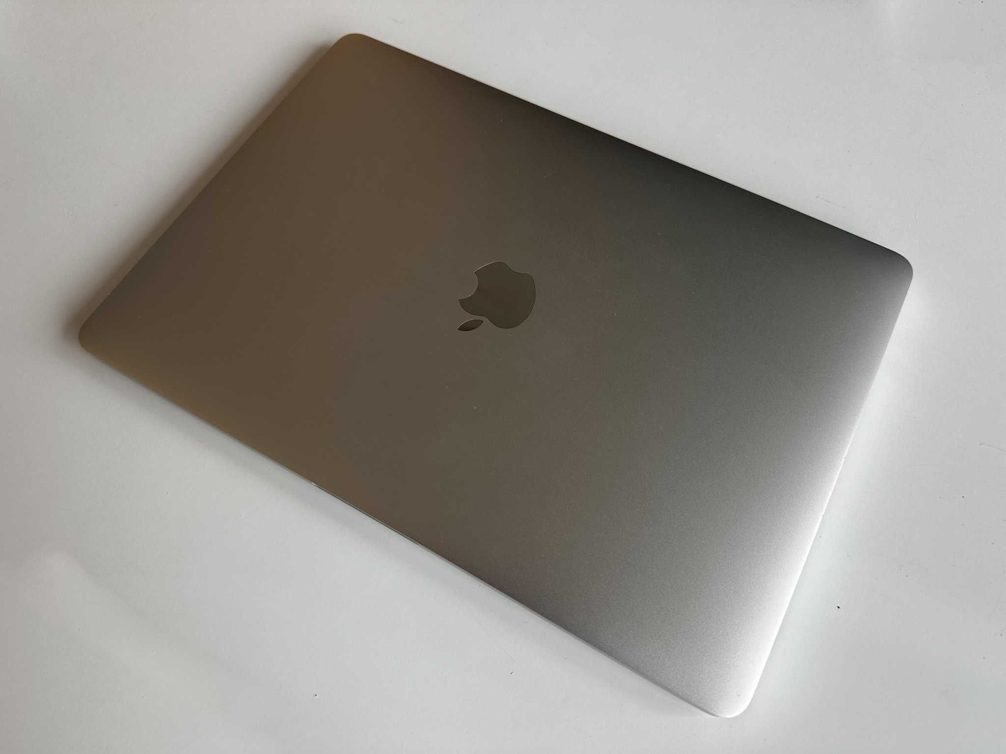 MacBook Pro 13' 2019 i7 16GB/500GB