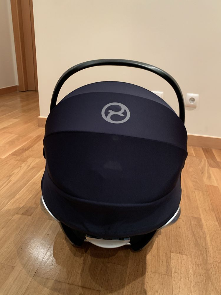 Ovo Cybex com história: versátil, confortável, design com charme