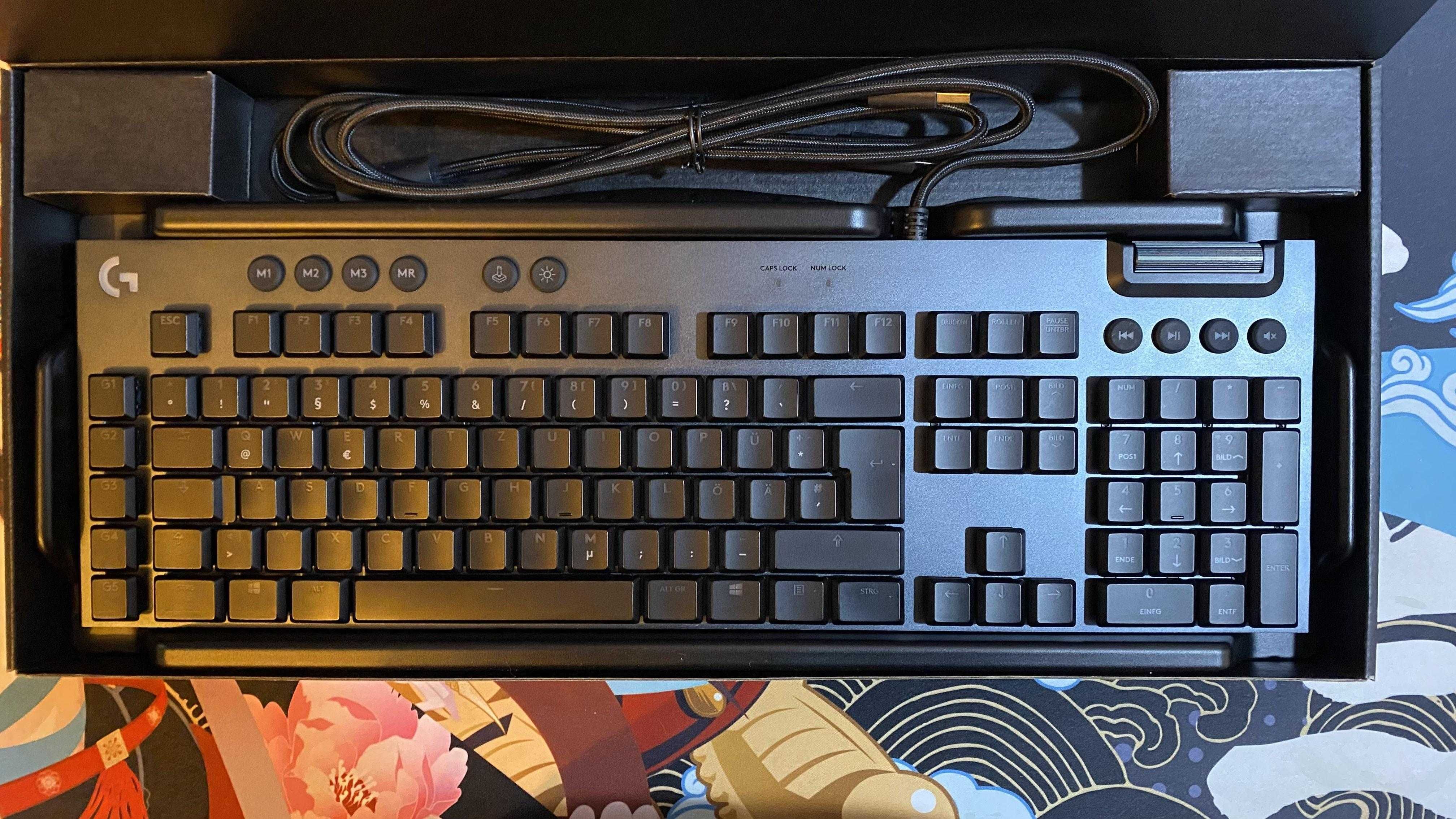 клавиатура Logitech G815 в идеальном состоянии