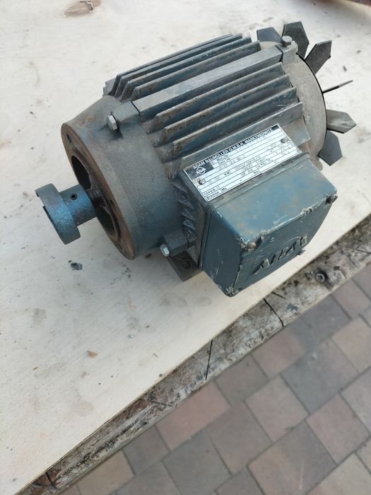 Sprzedam silnik na 230v
