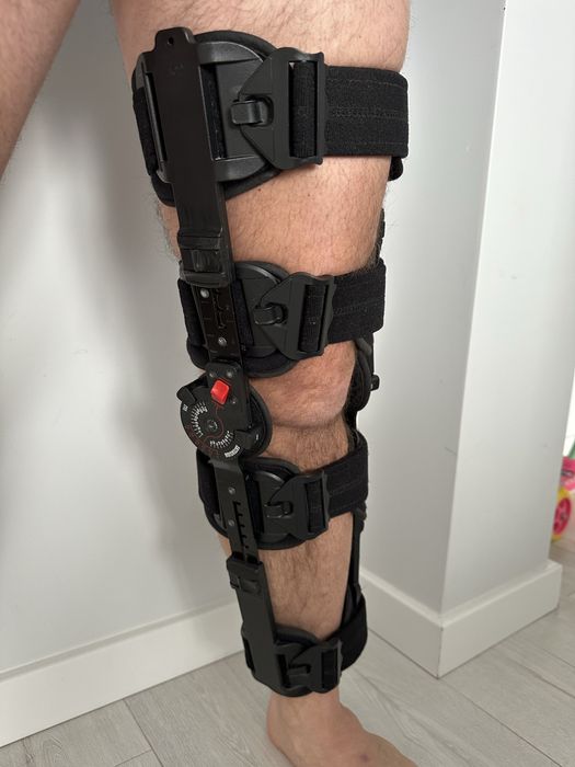 Pooperacyjna orteza stawu kolanowego T-Max Knee