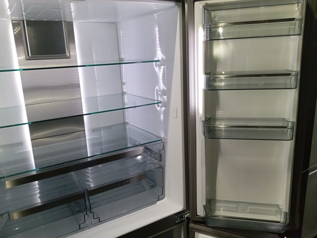 Холодильник Side-by-side Bauknecht KN123 нержавейка из Германии 2двери