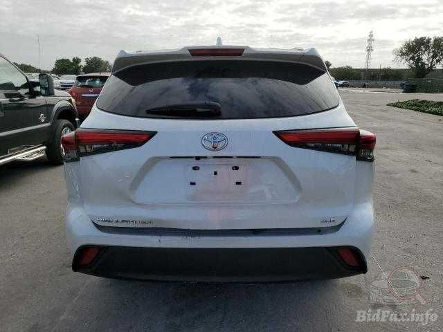Toyota Highlander L 2023 White 2.4L Авторозбірка запчастини розборка