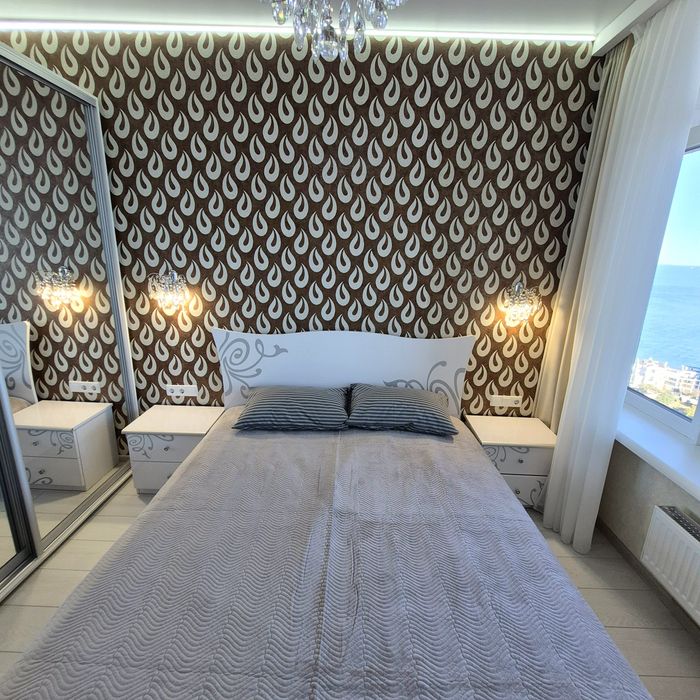 Аркадия. Каманина 16 а. 44 жем.2 ком.люкс. прямой вид моря